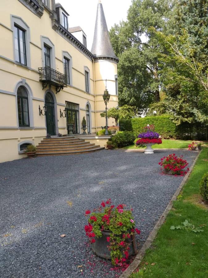Chateau Les Tourelles Bertrix Exterior photo